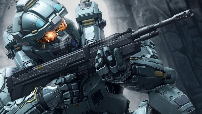 Spartan soldier from Halo holding a rifle