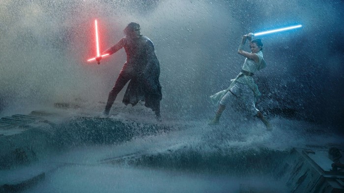 Rey and Kylo Ren from Star Wars fighting with lightsabers