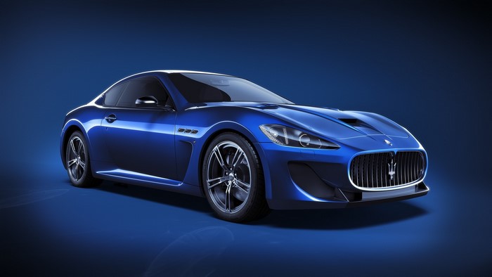 Blue Maserati GranTurismo Coupe