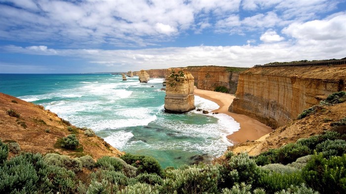 The Twelve Apostles, Australia