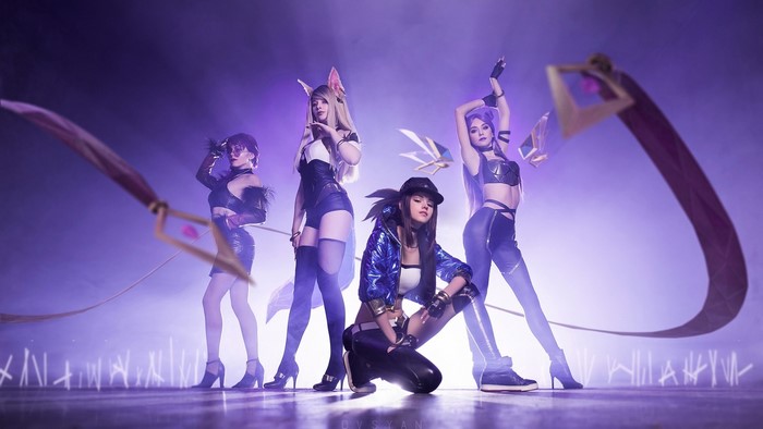 K/DA members from League of Legends cosplay