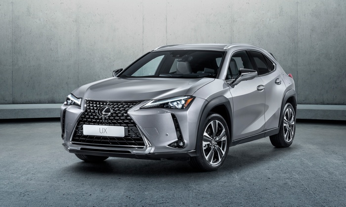 Lexus UX 200 4K
