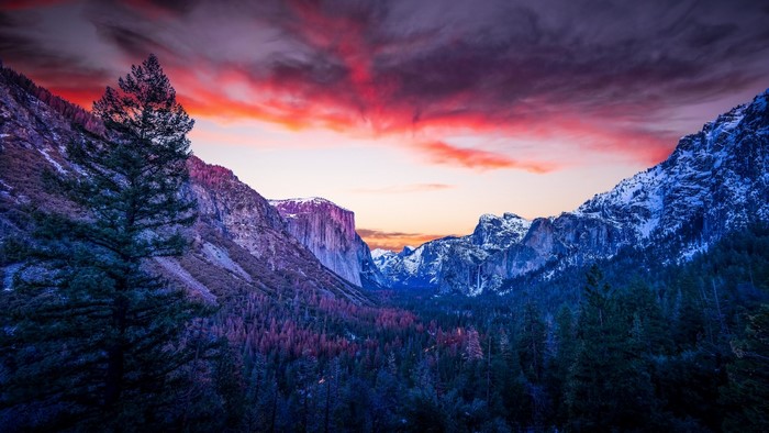Yosemite Valley at Sunset