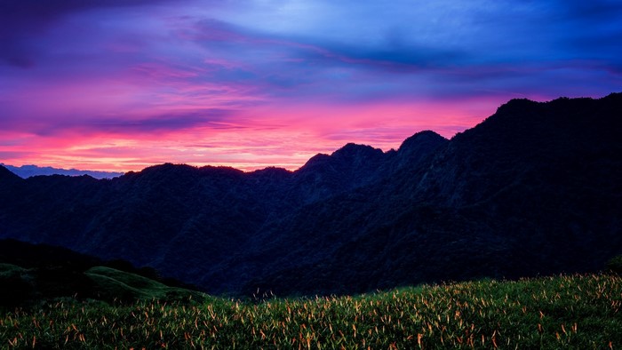 Mountain range at sunset in Taiwan
