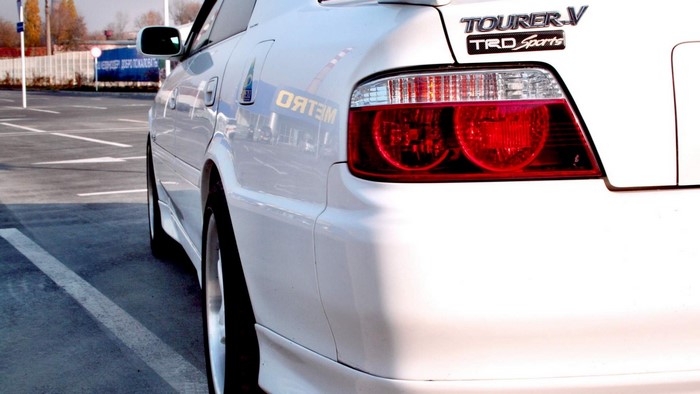 White Toyota Chaser TRD Sports