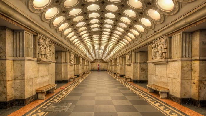 Electrozavodskaya metro station interior