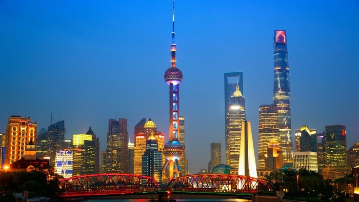 Shanghai skyline with Oriental Pearl Tower at night