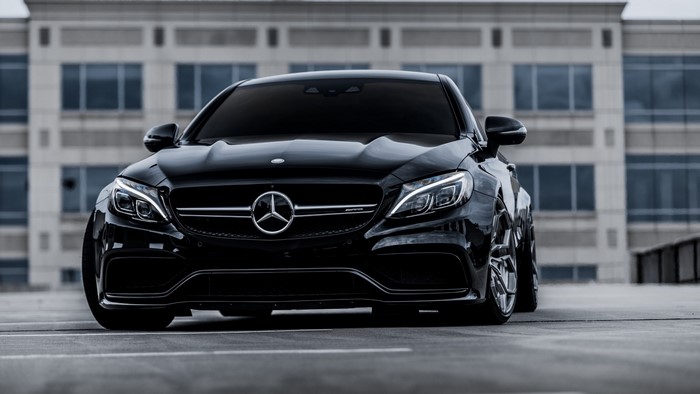 Black Mercedes-Benz C63 AMG