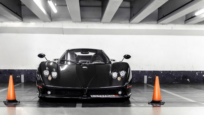 Pagani Zonda in a parking garage