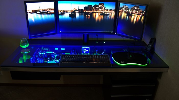 4K Gaming Station with Triple Monitors