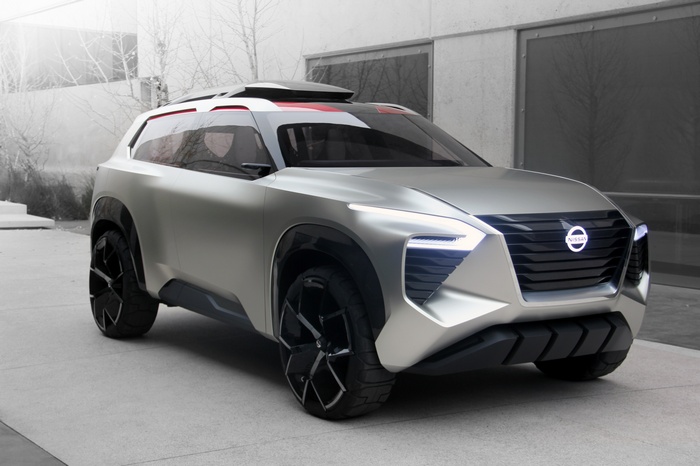 Nissan Xmotion concept SUV at Detroit Auto Show