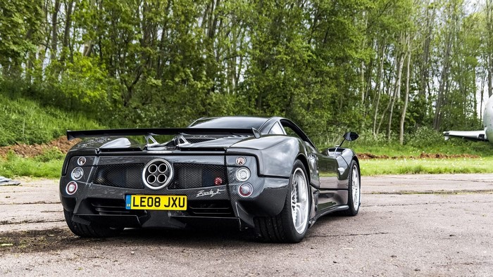 Pagani Zonda F sports car