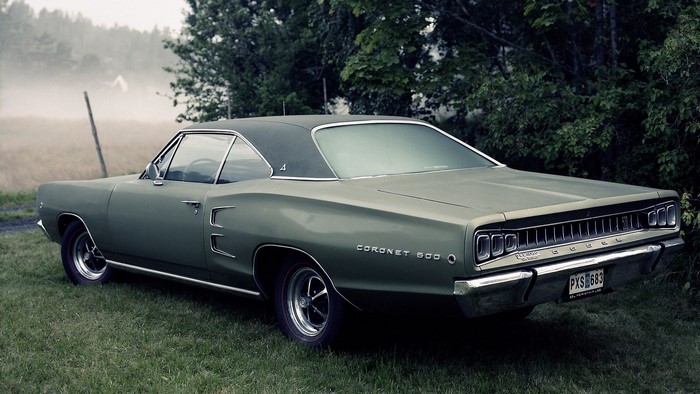 1968 Dodge Coronet 500 parked on grass