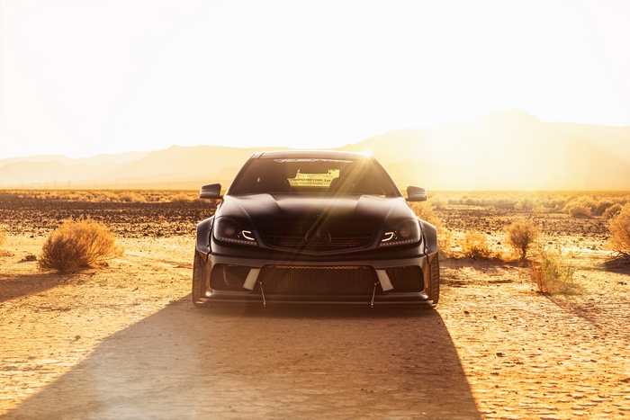 Mercedes Benz with Ferrada Wheels in Desert