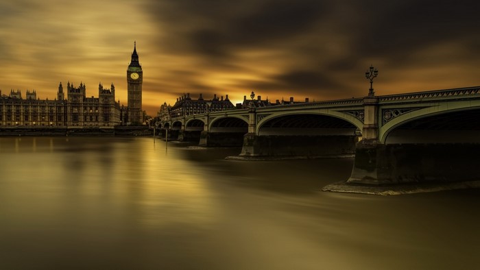 Westminster Bridge and Big Ben at sunset