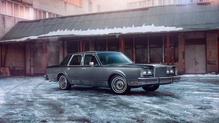 1984 Lincoln Town Car in winter setting