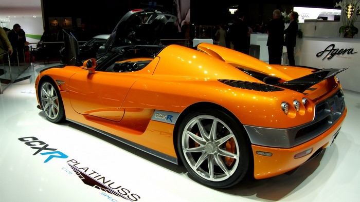 Orange Koenigsegg CCXR Platinuss Special Edition