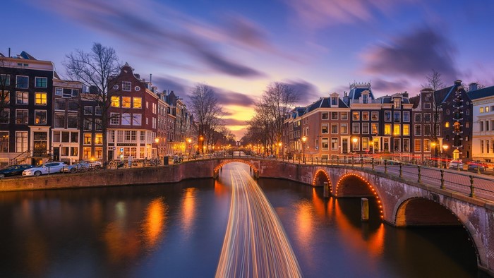 Amsterdam canals and bridges at dusk