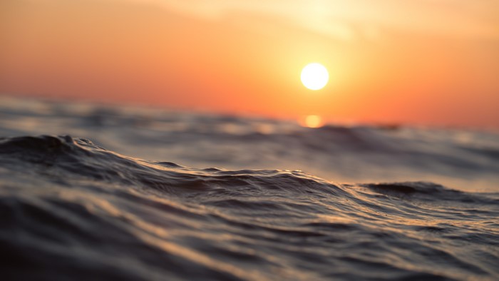 4K Sunset Over Ocean Waves
