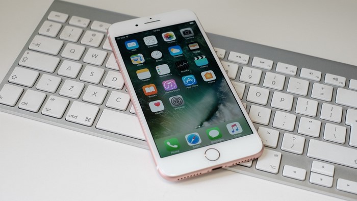 iPhone 7 on a keyboard