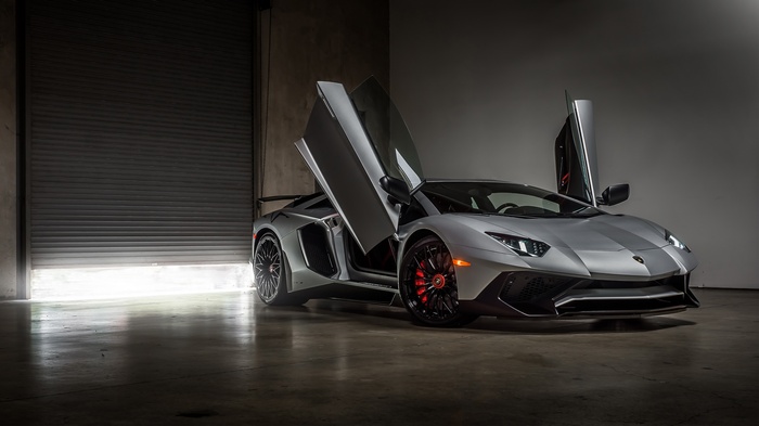 4K Lamborghini Aventador SuperVeloce Coupe