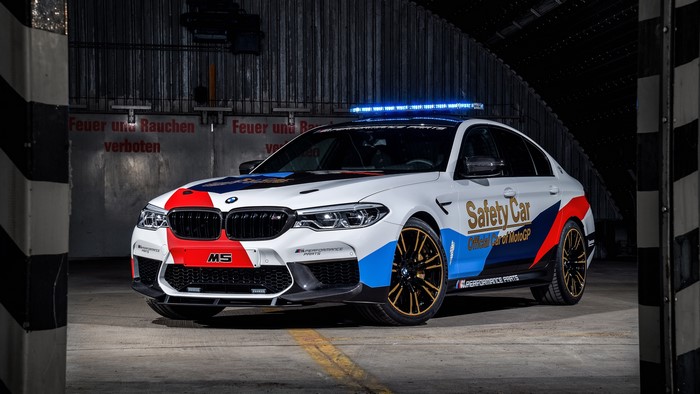 4K BMW M5 Safety Car