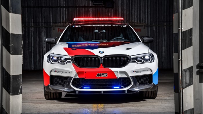 4K BMW M5 Safety Car