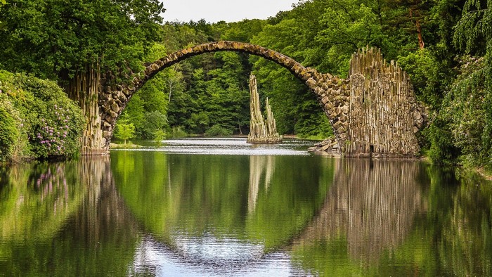 Rakotzbrücke bridge over a lake in Germany