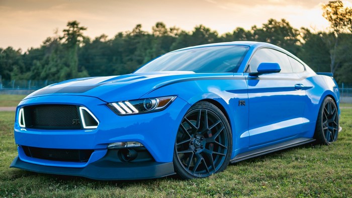 Blue Ford Mustang RTR