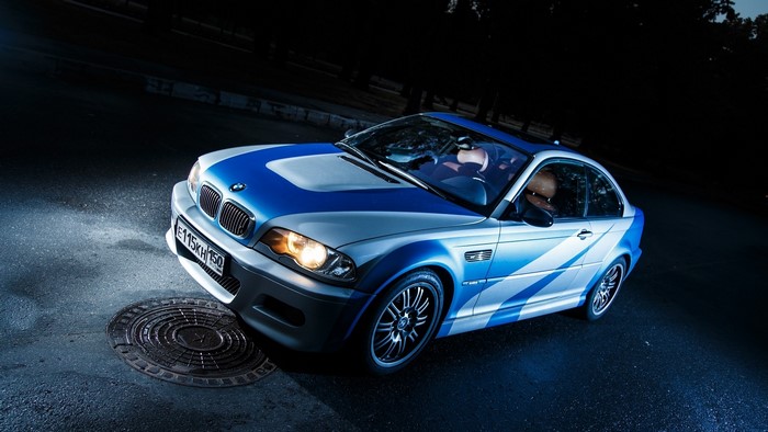 BMW M3 E46 with blue racing stripes