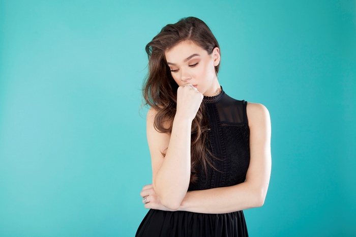 Hailee Steinfeld 4K Photoshoot
