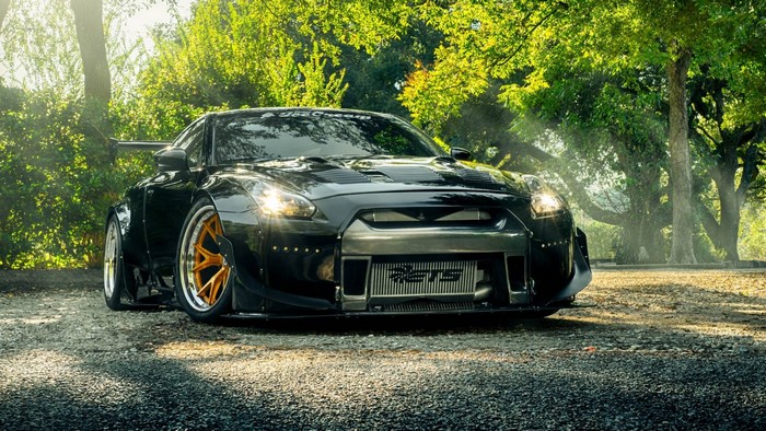 Black Nissan GT-R R35 with custom body kit