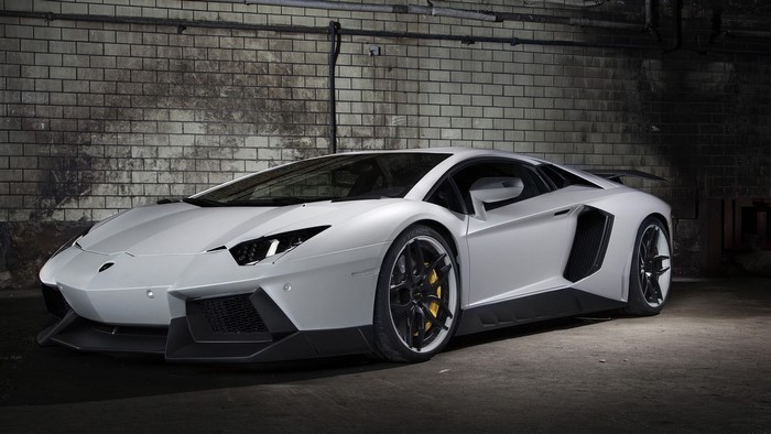 White Lamborghini Aventador Novitec Torado