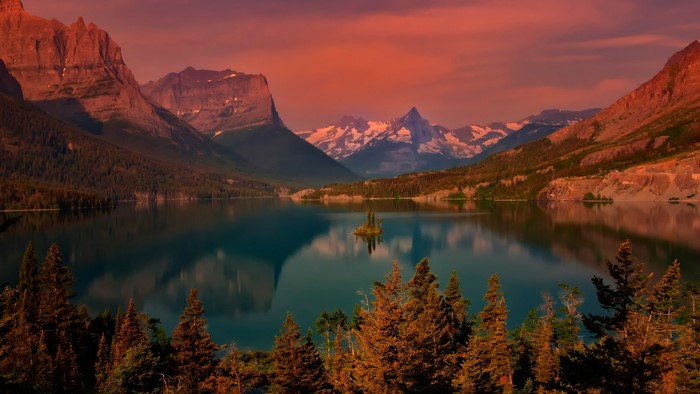 Lake and mountains at sunset
