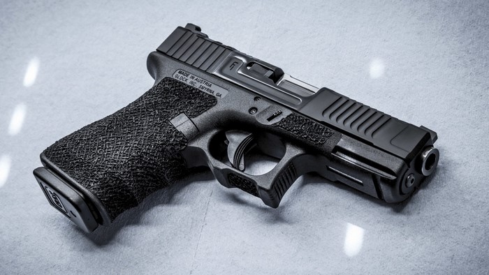 Glock 19 pistol