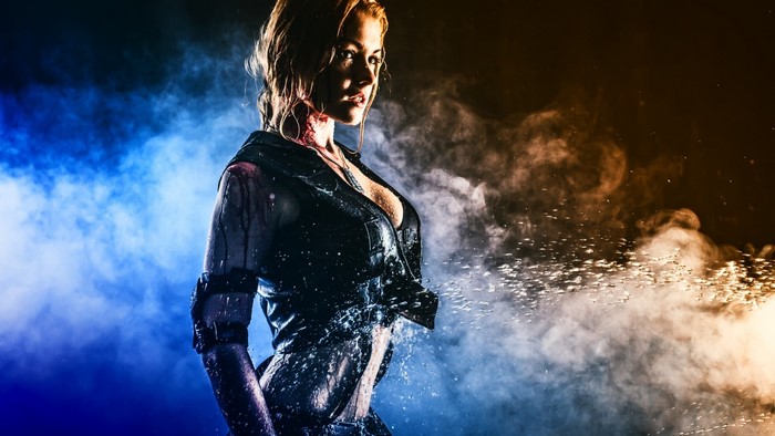 Cosplay of Sonya Blade from Mortal Kombat