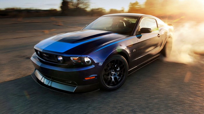 Ford Mustang FR500CJ drifting with smoke
