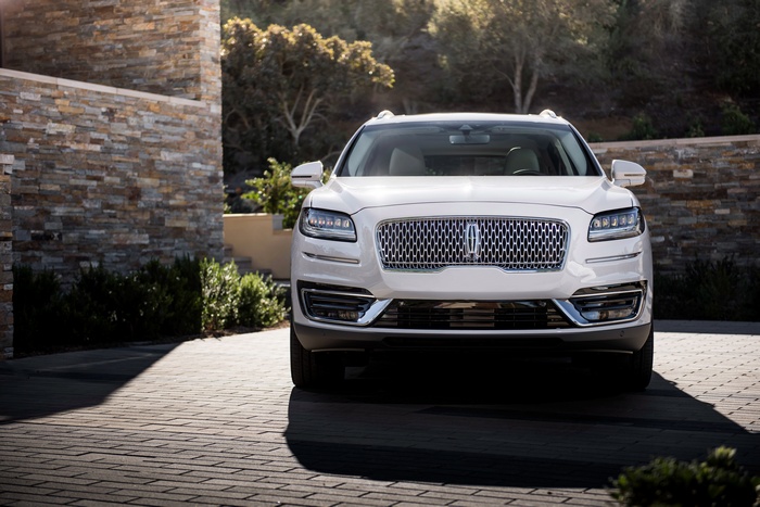 2019 Lincoln Nautilus Luxury Crossover