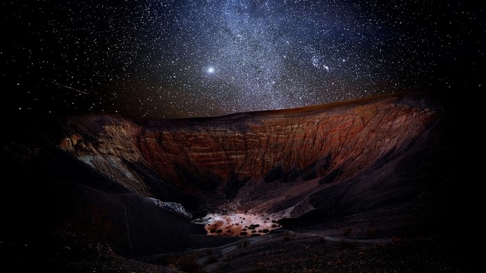 Crater under the Milky Way