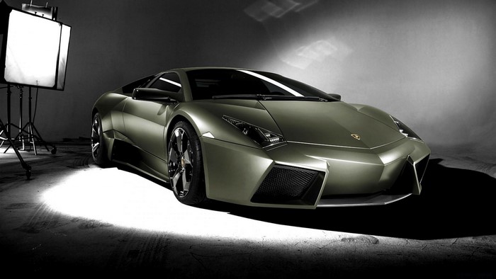 Lamborghini Reventon in studio lighting