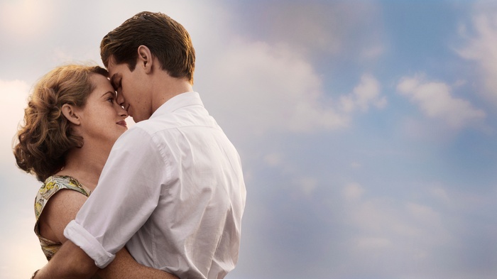 Claire Foy and Andrew Garfield in Breathe 4K