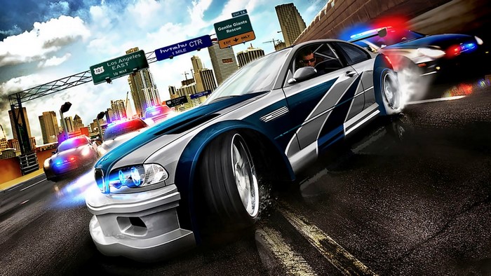 BMW M3 GTR from Need for Speed Most Wanted pursued by police