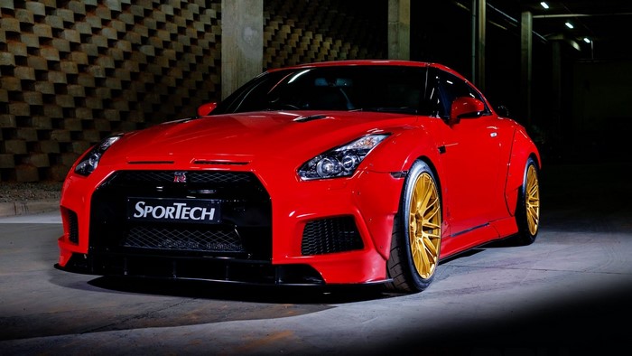 Red Nissan GT-R Sportech with Gold Wheels