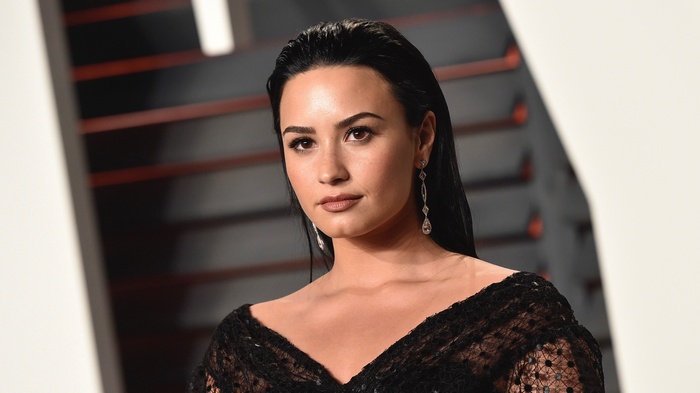 Demi Lovato at Vanity Fair Oscar Party 2017