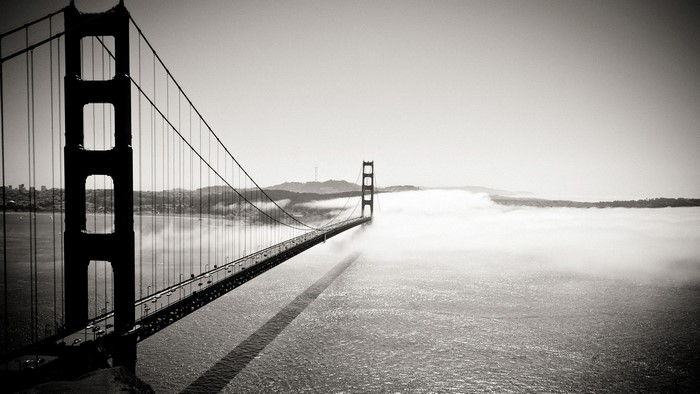Golden Gate Bridge in Fog