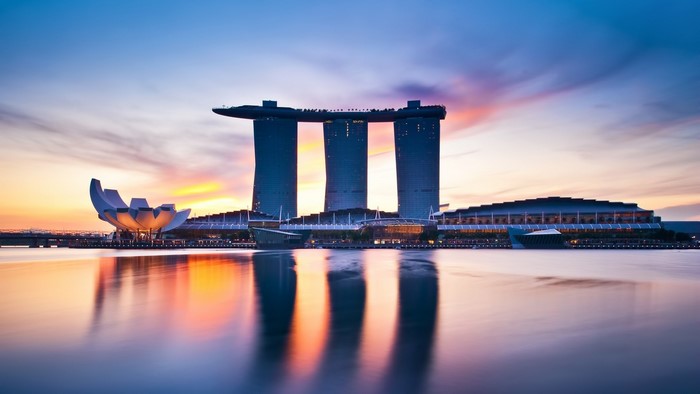 Singapore Marina Bay Sands at Sunset