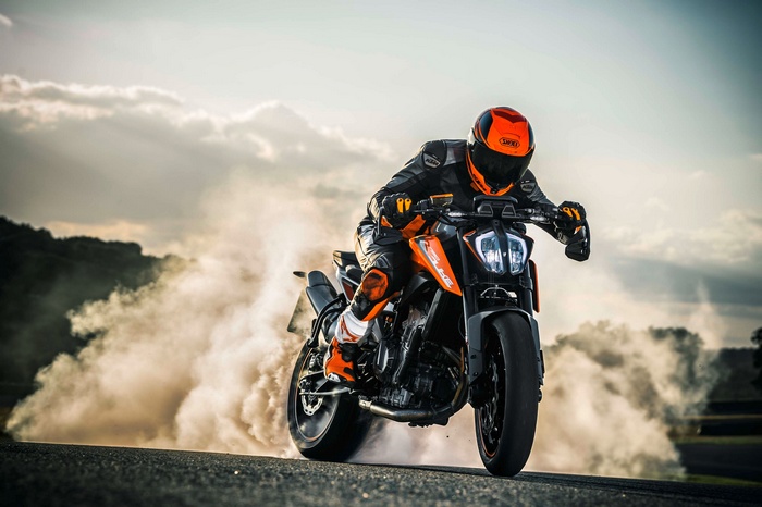 KTM Duke 790 motorcycle performing a burnout