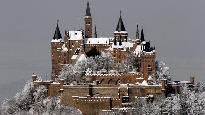 Hohenzollern Castle in winter