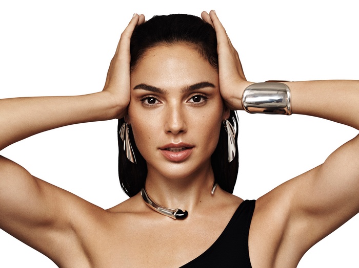 Gal Gadot for ELLE Magazine 4K