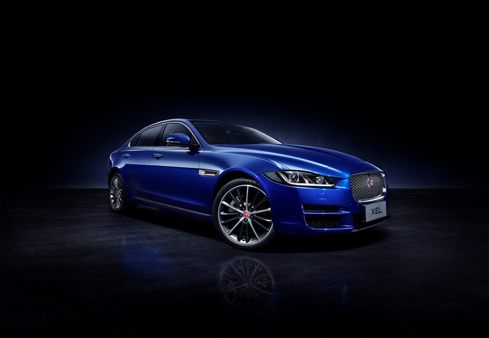 Blue 2018 Jaguar XEL Sedan